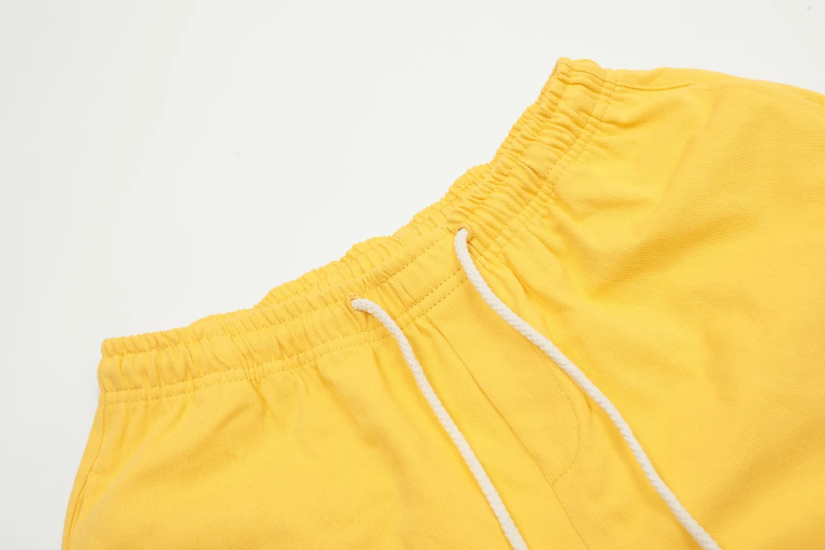🅿️156 "Top Quality" Style No.: D001# [Ralph Lauren Paul small label war horse basic women's shorts] ✅Slim and sexy slim-fitting style for hot girls to show off the figure. Ten colorful colors. ✅Summer fresh, classic and versatile drawstring basic classic shorts. ✅Lazy style must-have item. The upper body has a fresh feeling. ✅Pure cotton twill wash, fermentation wash treatment, retro and texture. ✅Specially for platform live broadcast. Wholesale entities. Summer running style ✅Simple and easy to match, light American style, super great ✅Summer standard, small and sexy is YYDS, a must for petite girls. Color: light blue white dark green orange light green colored blue yellow pink khaki black Size: S-L #Elastic waistline can be stretched